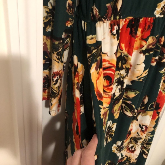 Sweet Lovely by Jen Long Sleeve midi soft stretch dress size 2X with pockets. - Picture 3 of 9